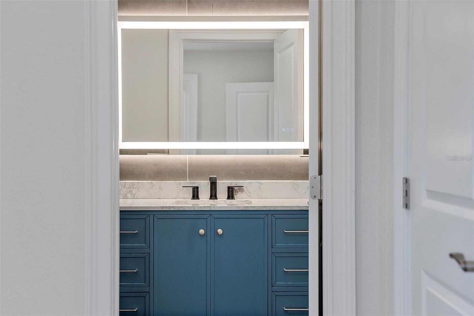 Image 15 of 35 For 3924 45th Avenue N