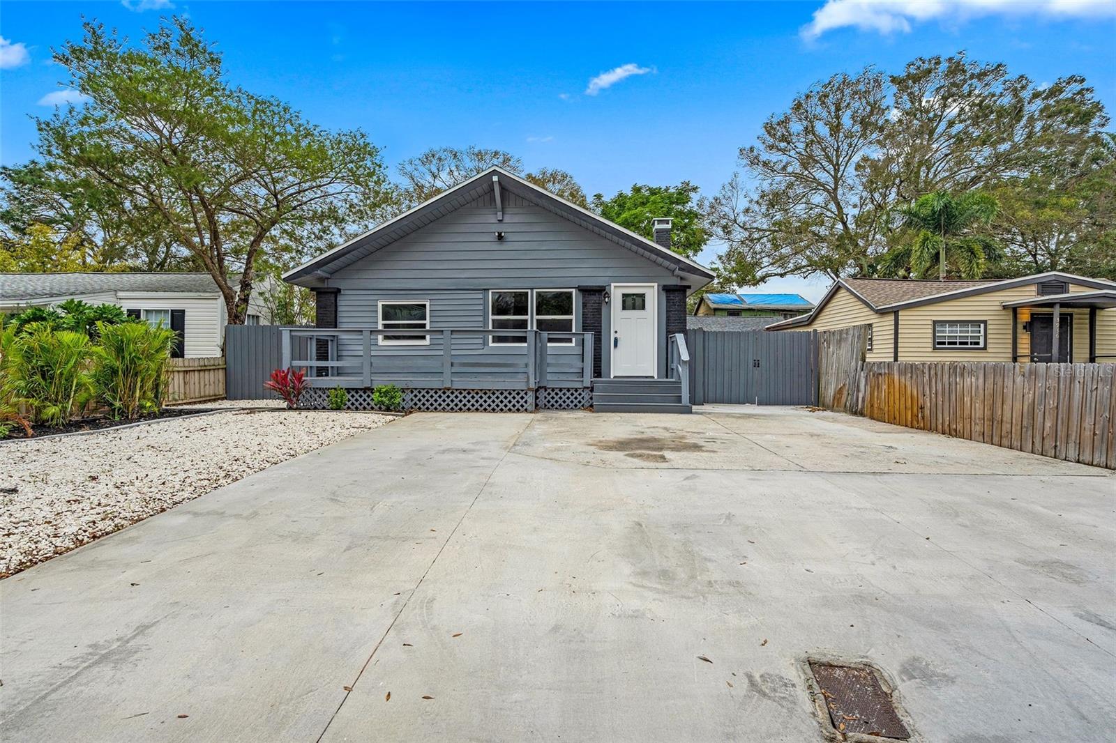 Image 2 of 35 For 3924 45th Avenue N