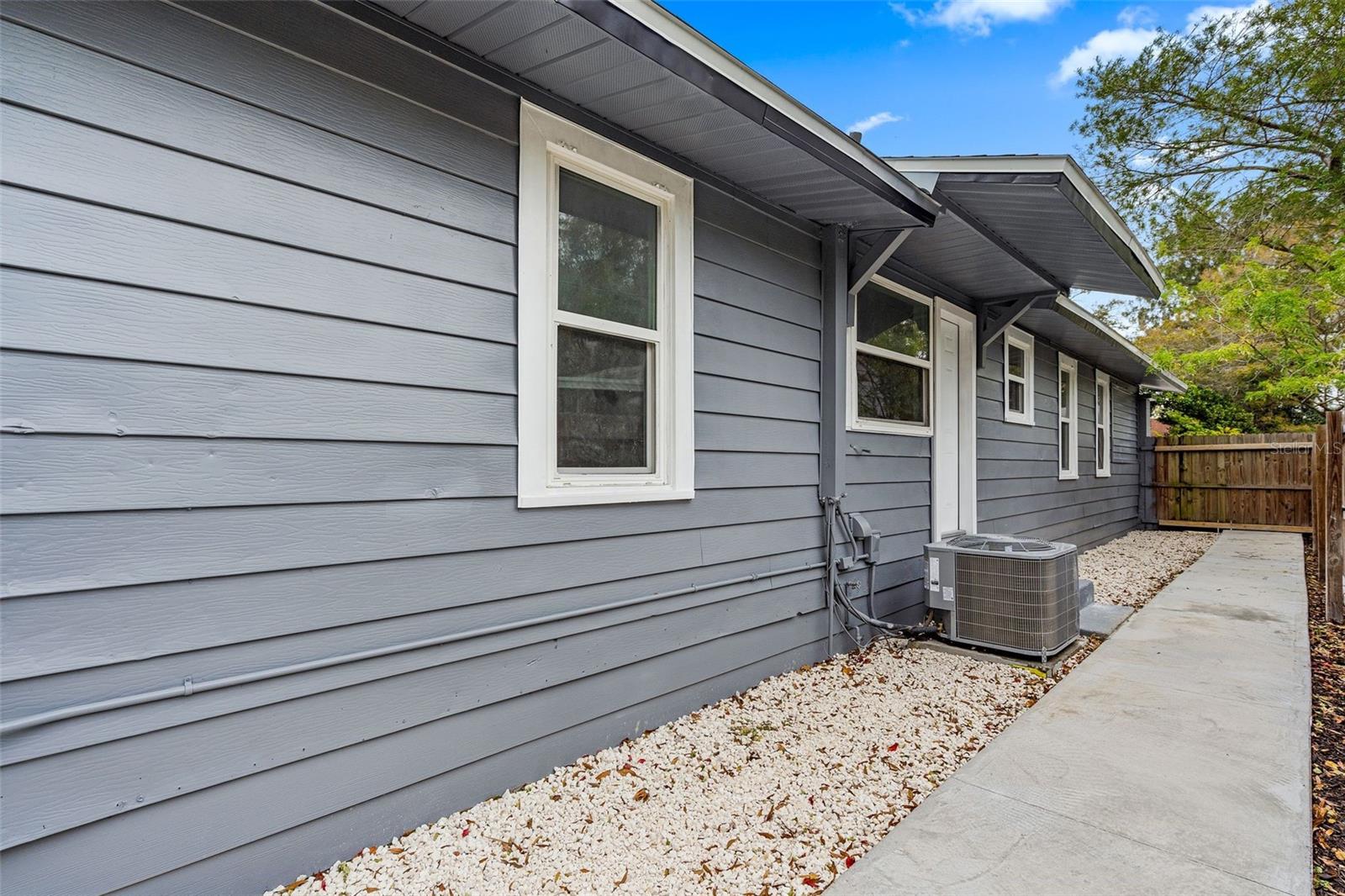 Image 32 of 35 For 3924 45th Avenue N