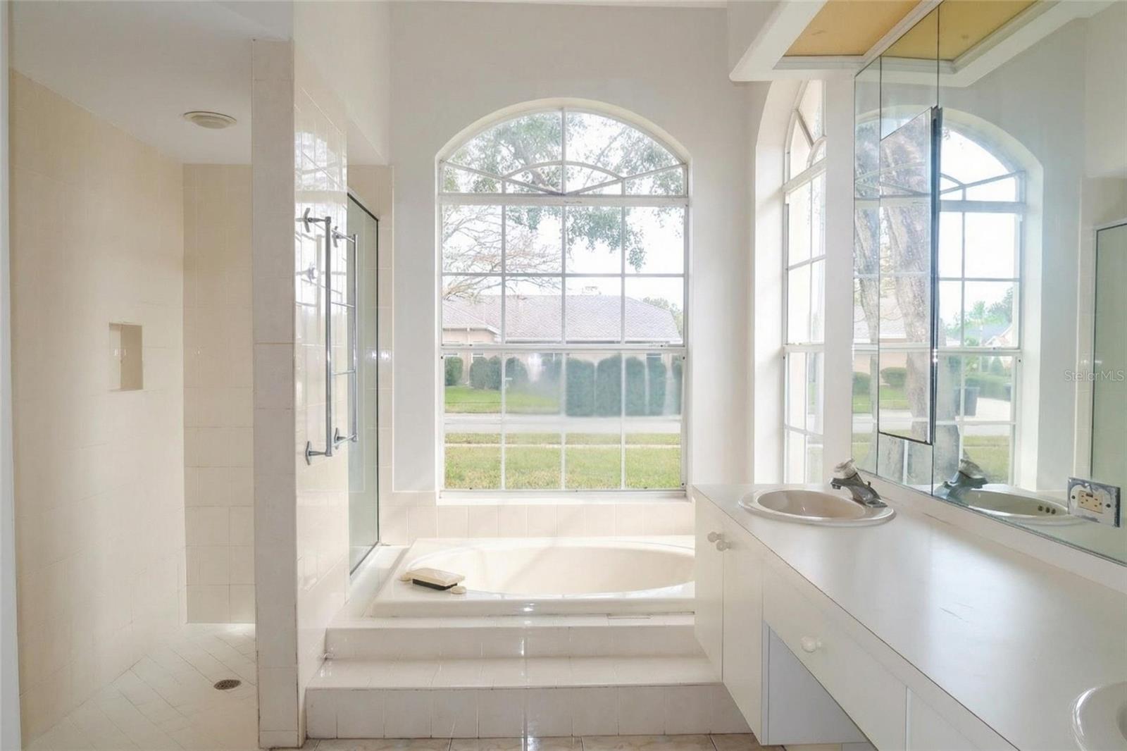 Image 14 of 28 For 17316 Hialeah Drive