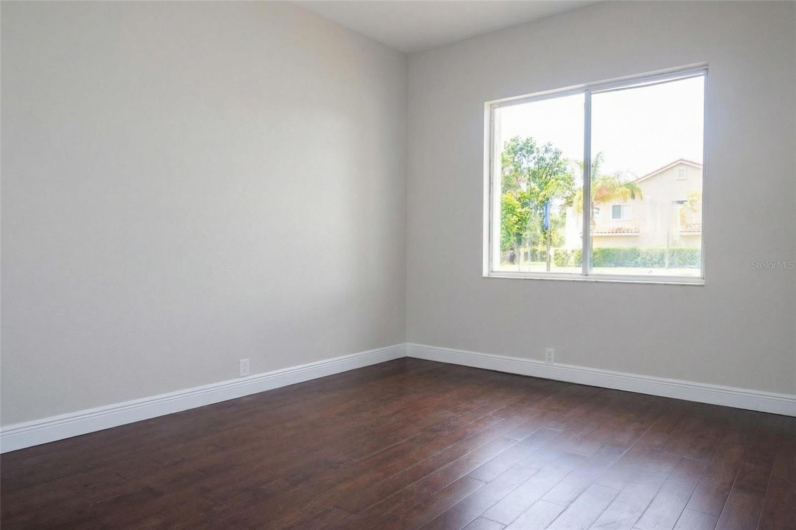 Image 18 of 28 For 17316 Hialeah Drive