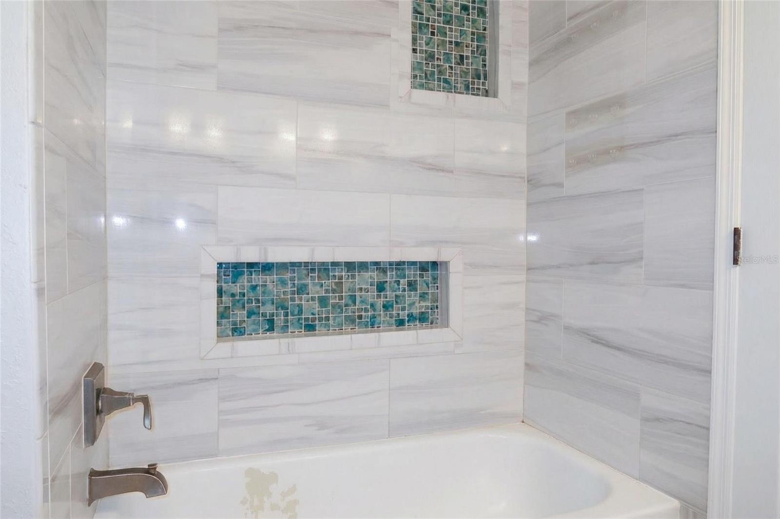 Image 21 of 28 For 17316 Hialeah Drive