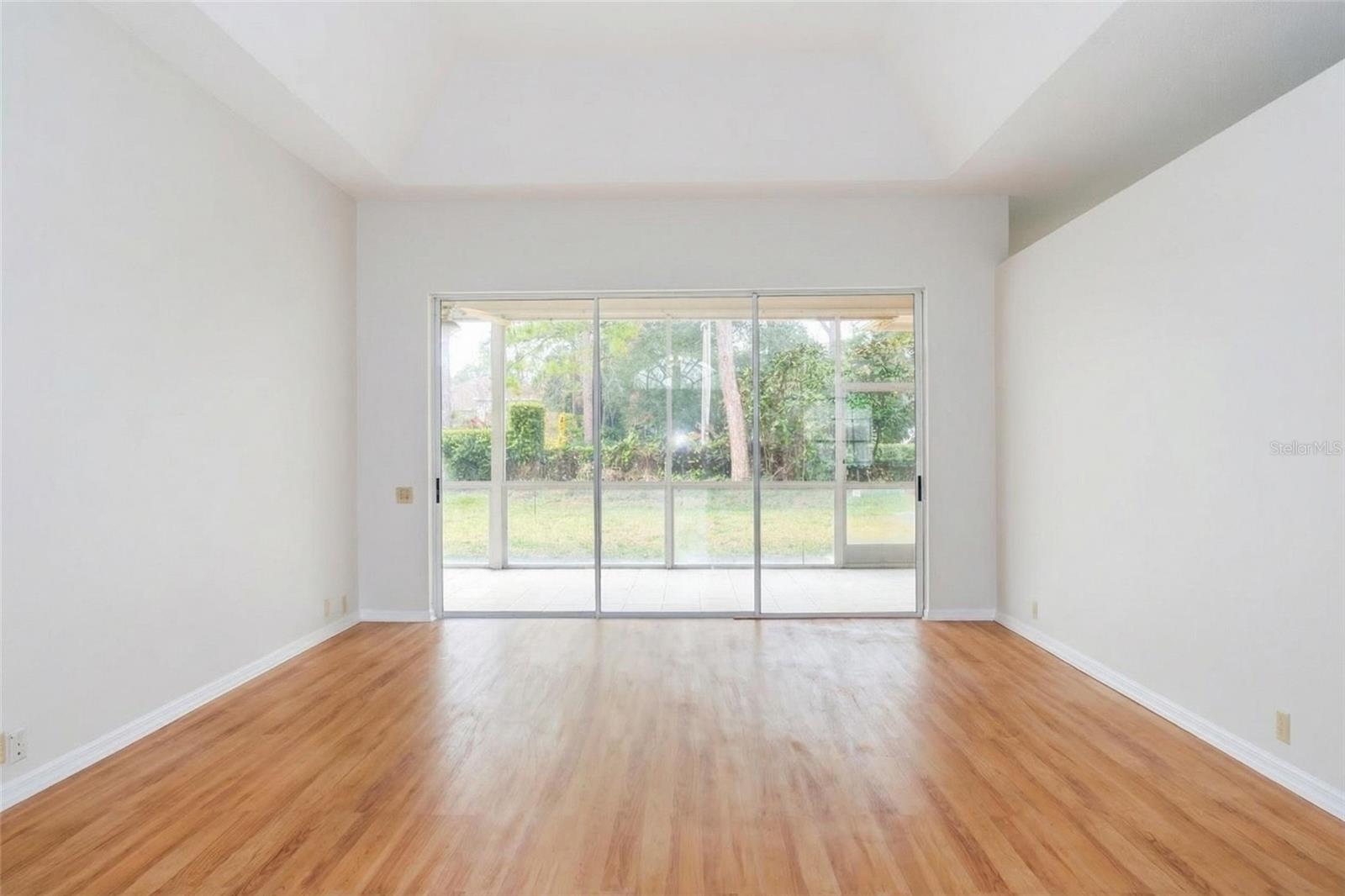 Image 4 of 28 For 17316 Hialeah Drive