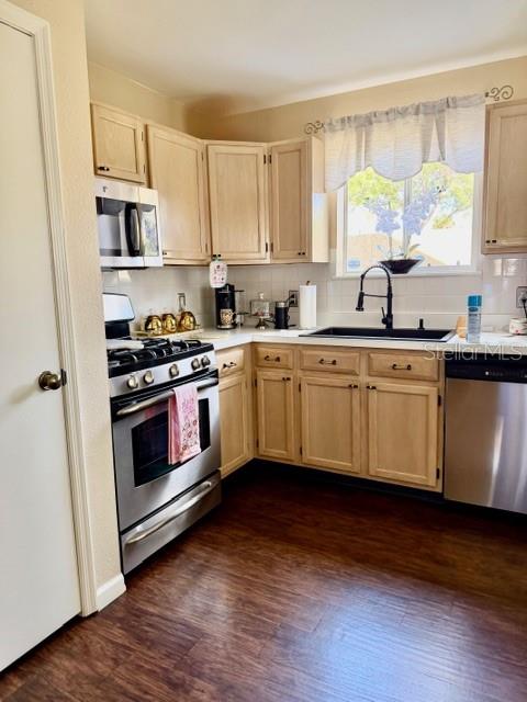 Image 10 of 41 For 13020 Lorna Place