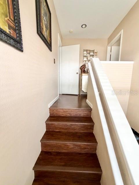 Image 19 of 41 For 13020 Lorna Place