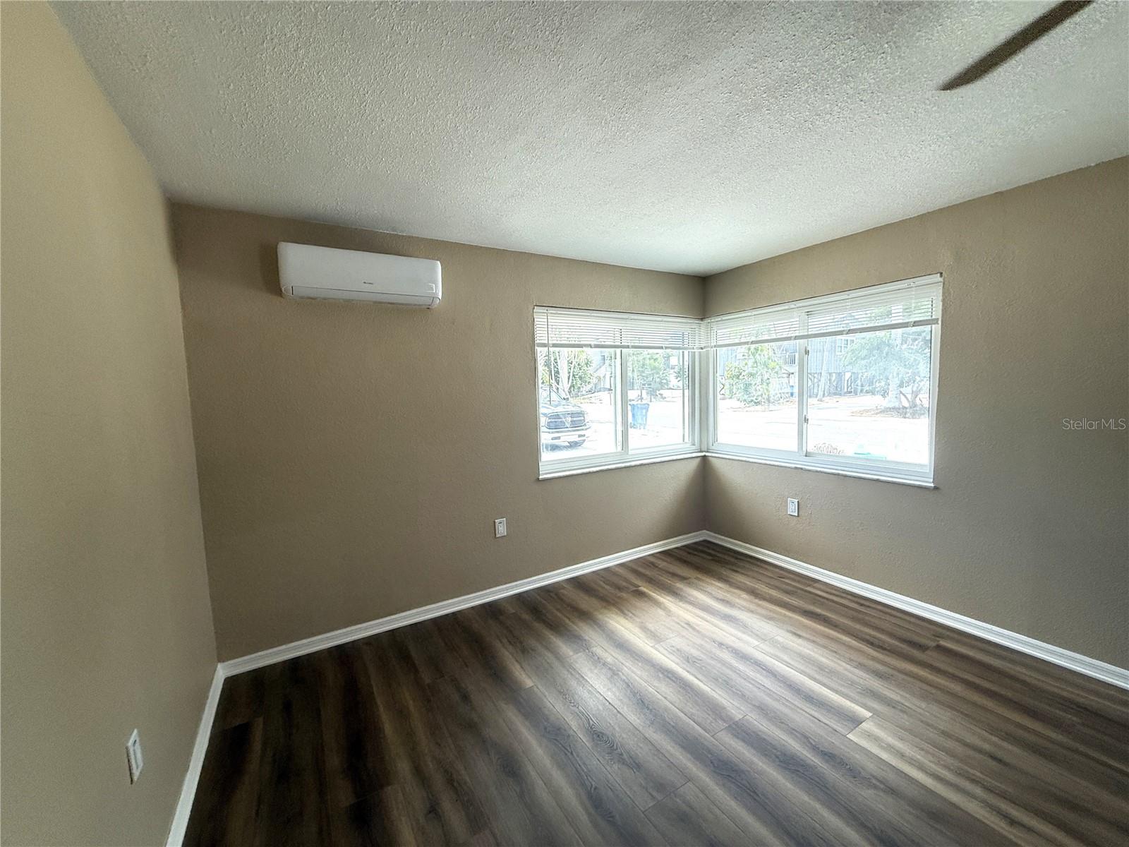 Image 22 of 47 For 8301 Gulf Boulevard