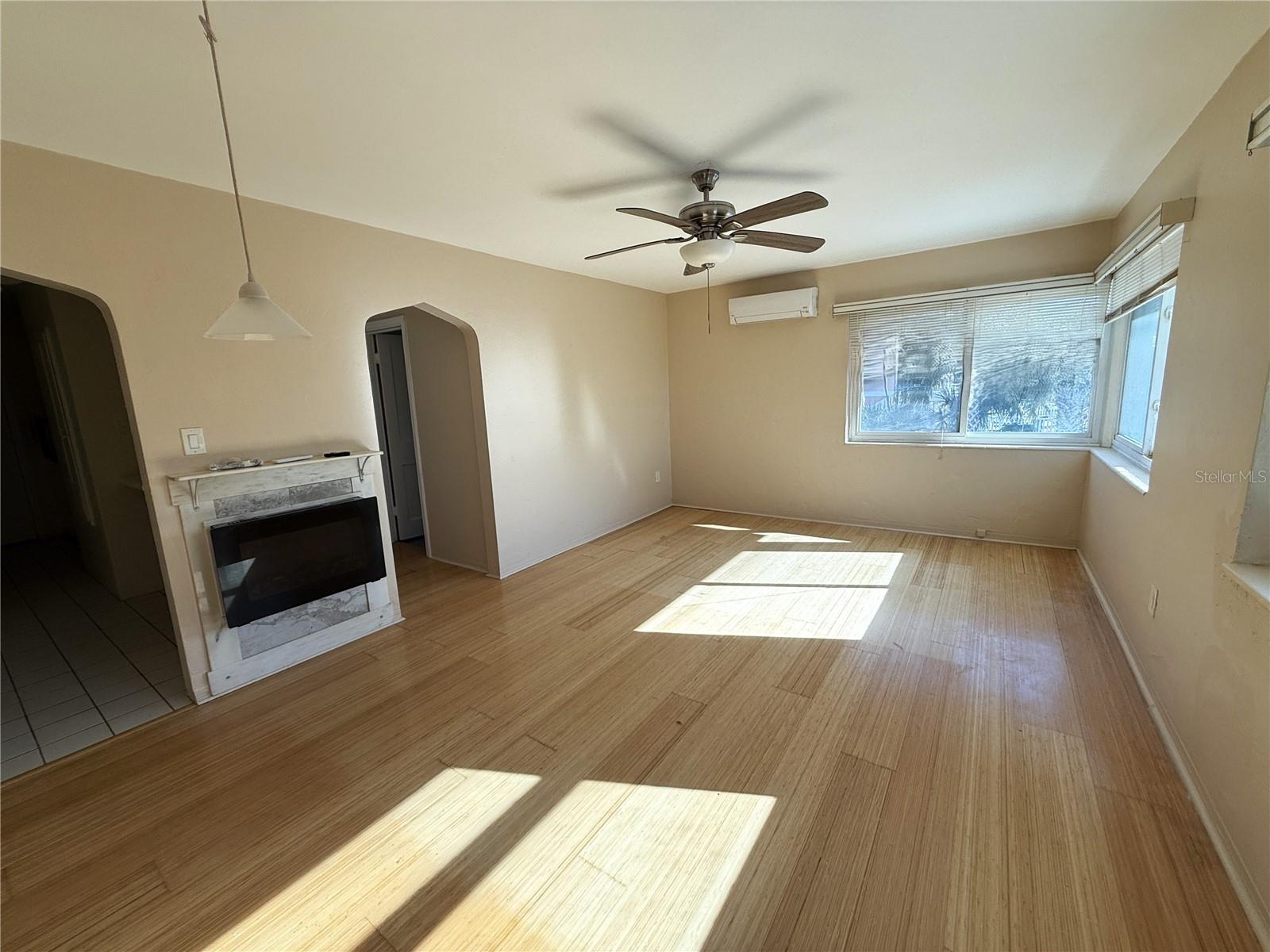 Image 30 of 47 For 8301 Gulf Boulevard