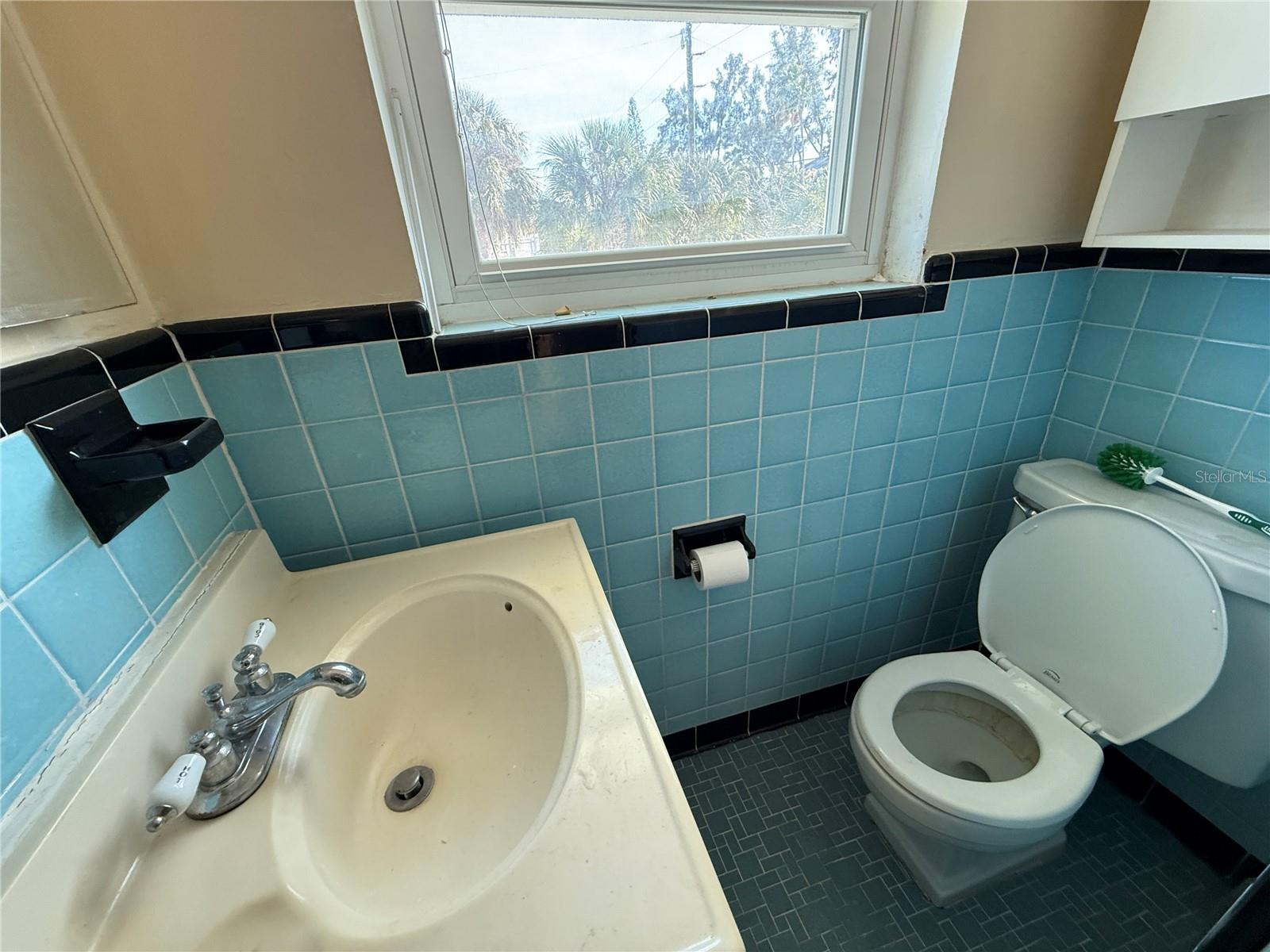 Image 36 of 47 For 8301 Gulf Boulevard