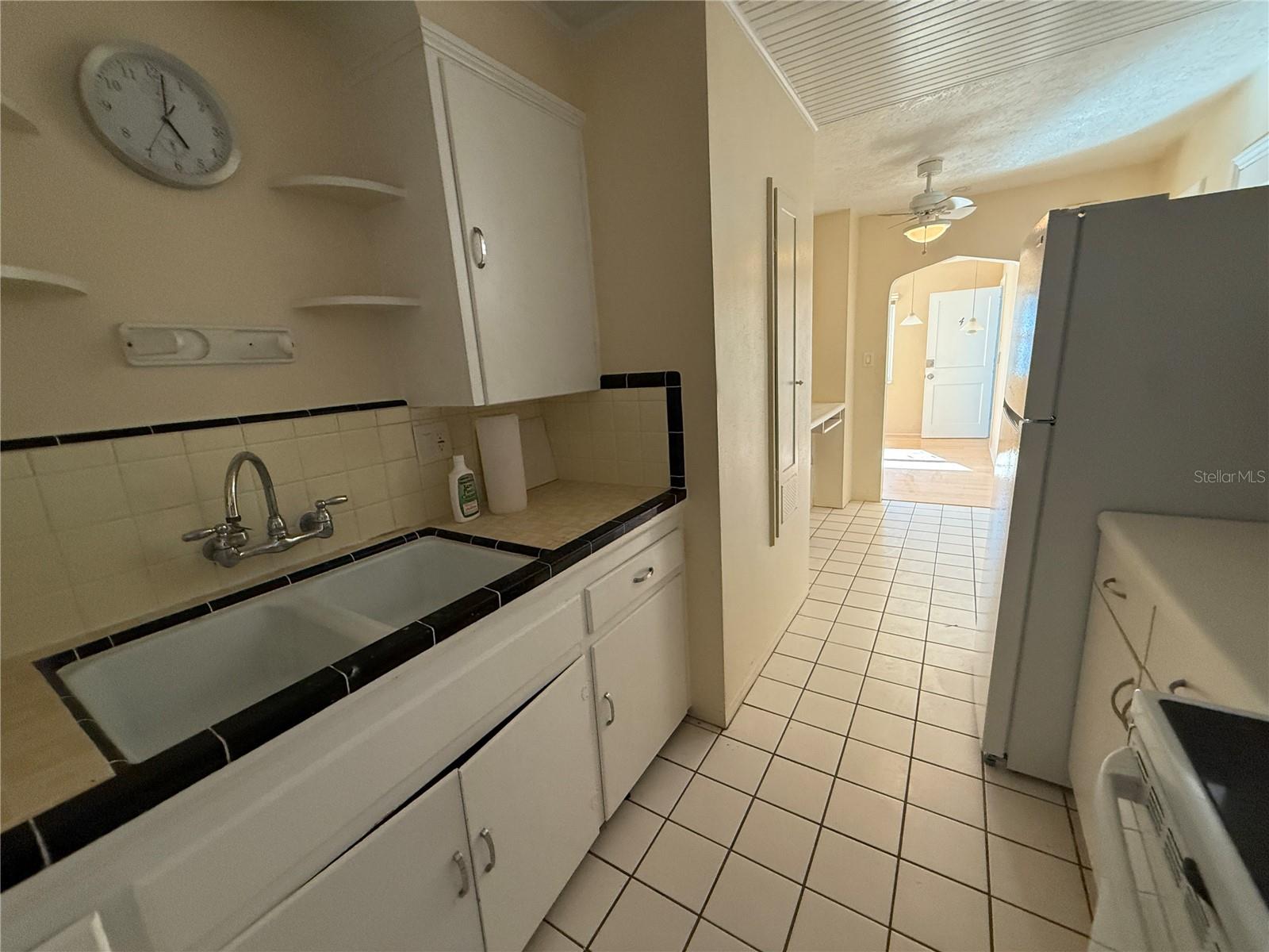 Image 37 of 47 For 8301 Gulf Boulevard