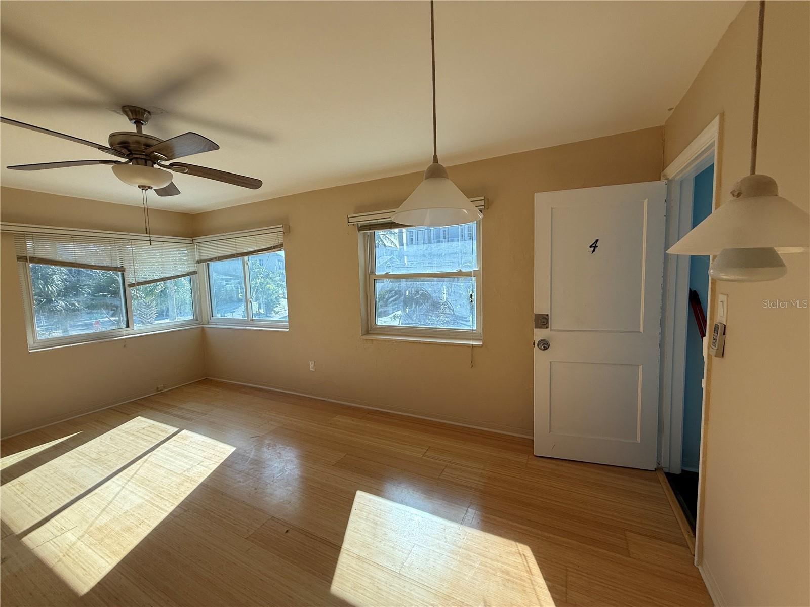 Image 41 of 47 For 8301 Gulf Boulevard