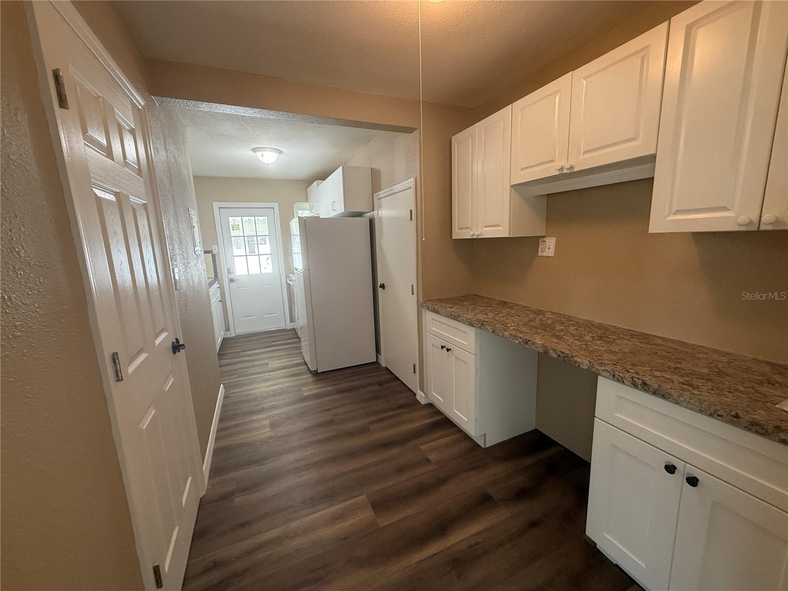 Image 8 of 47 For 8301 Gulf Boulevard