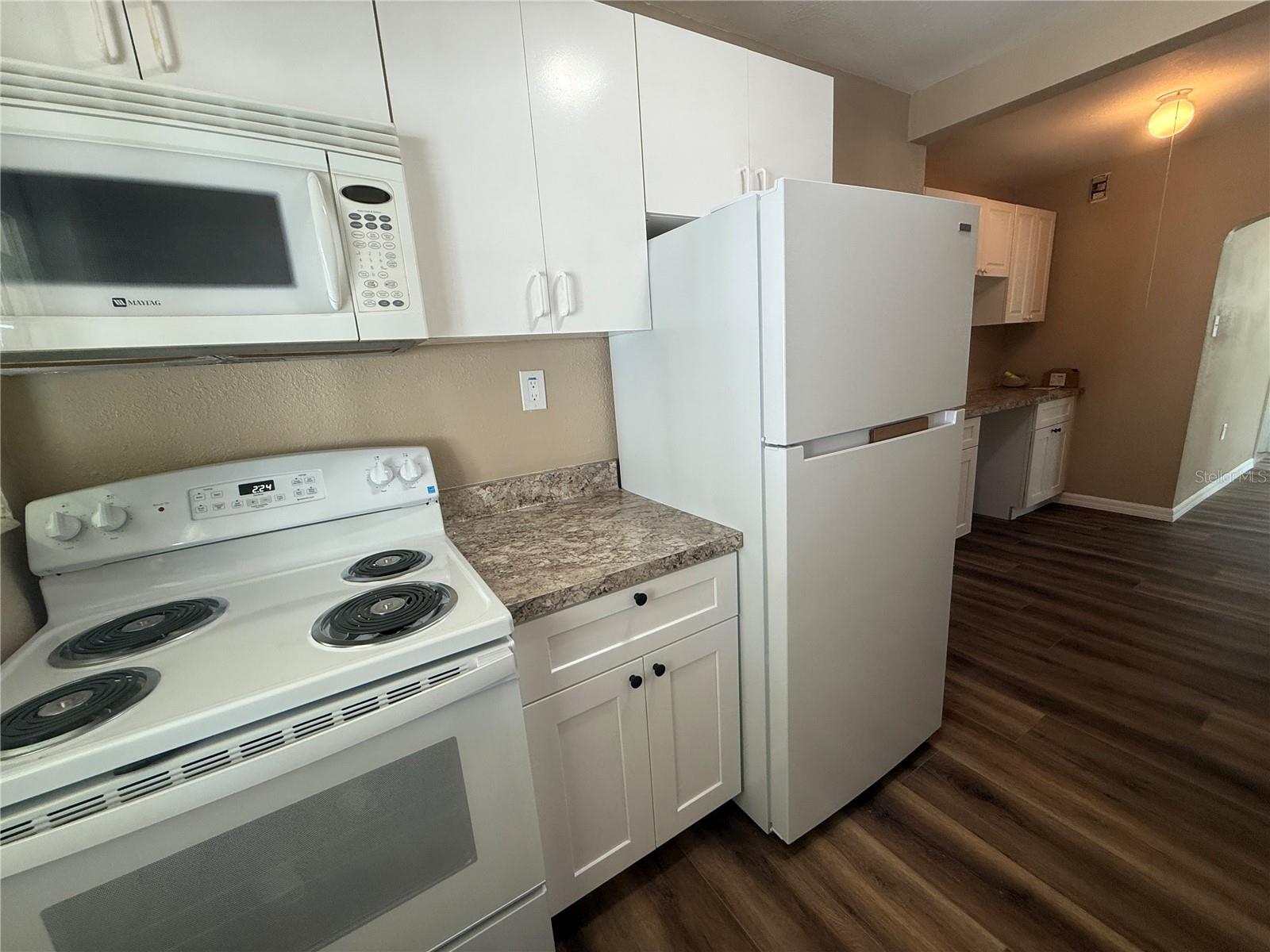 Image 9 of 47 For 8301 Gulf Boulevard