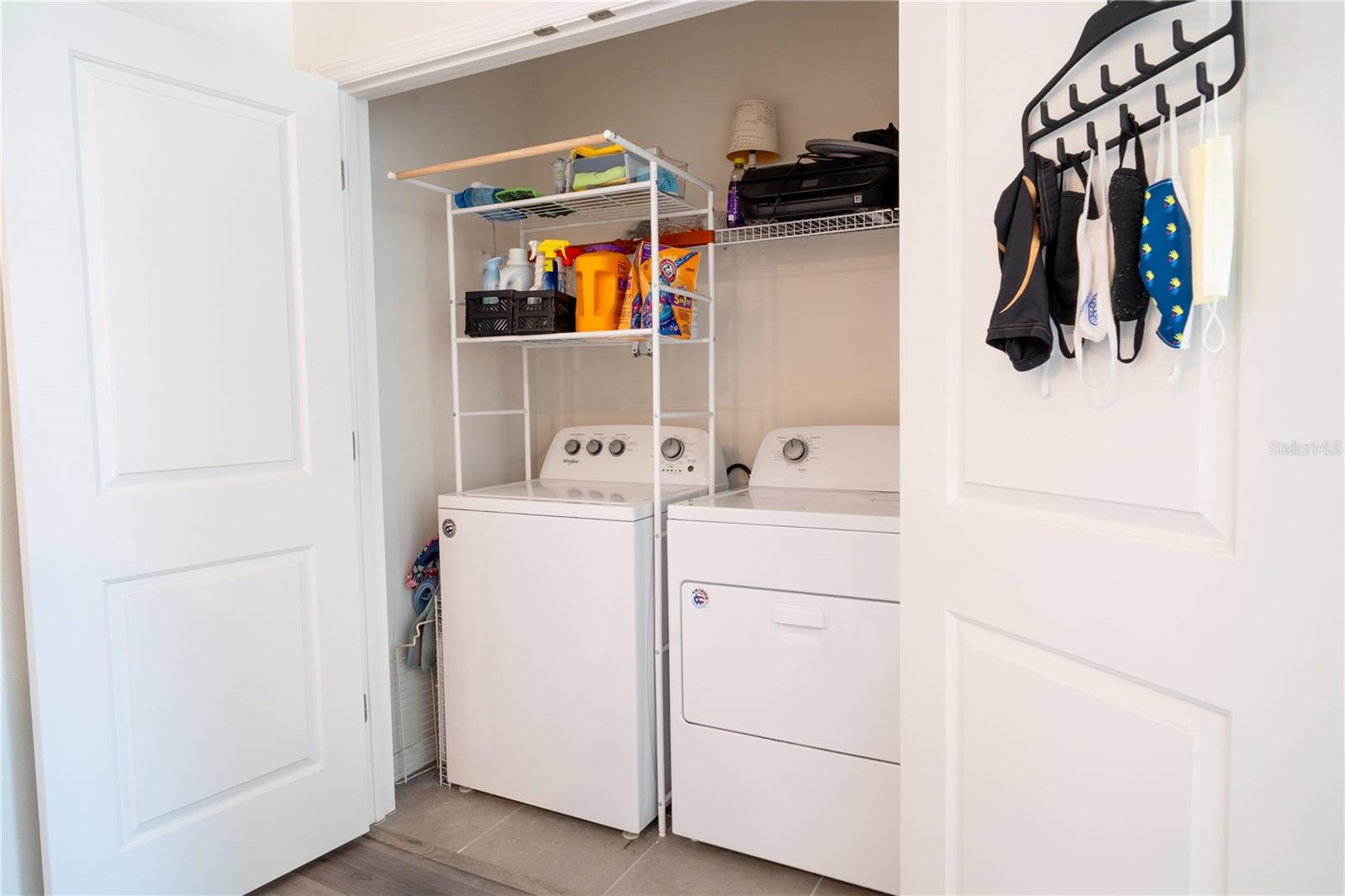 Image 10 of 26 For 16189 Glowing Grove Avenue