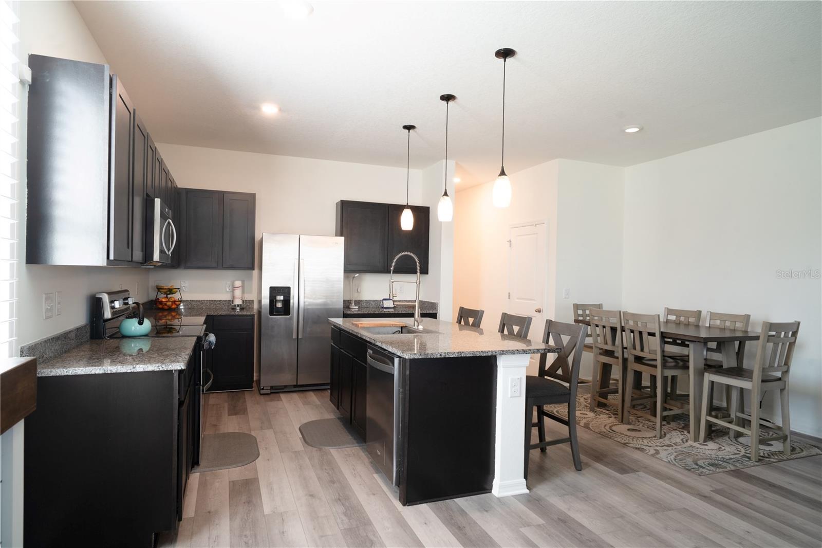 Image 6 of 26 For 16189 Glowing Grove Avenue