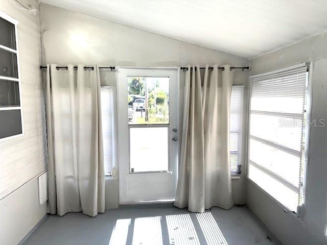 Image 11 of 22 For 6590 50th Street N