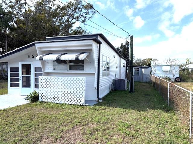 Image 4 of 22 For 6590 50th Street N