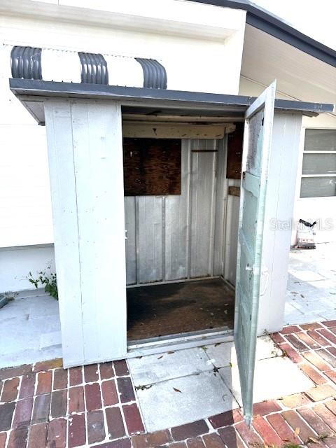 Image 9 of 22 For 6590 50th Street N