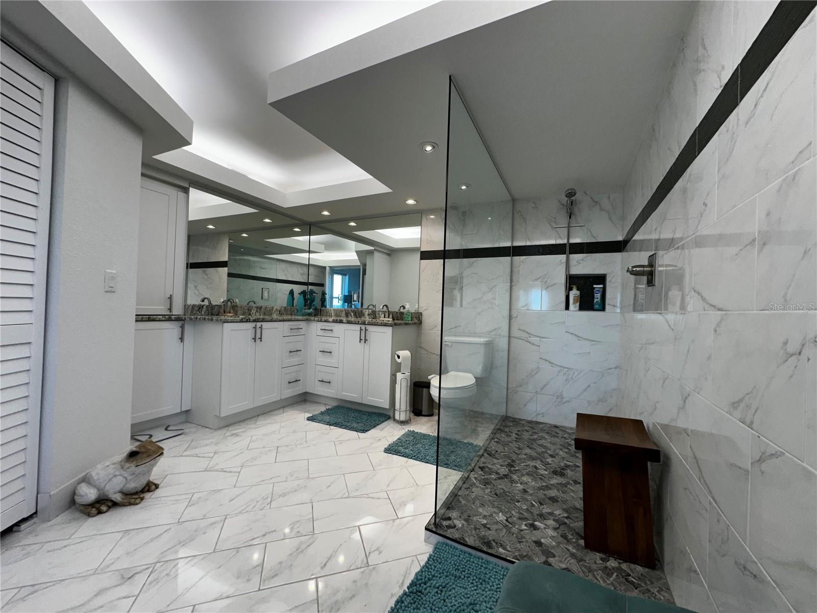 Image 12 of 22 For 4900 Brittany Drive S 1813