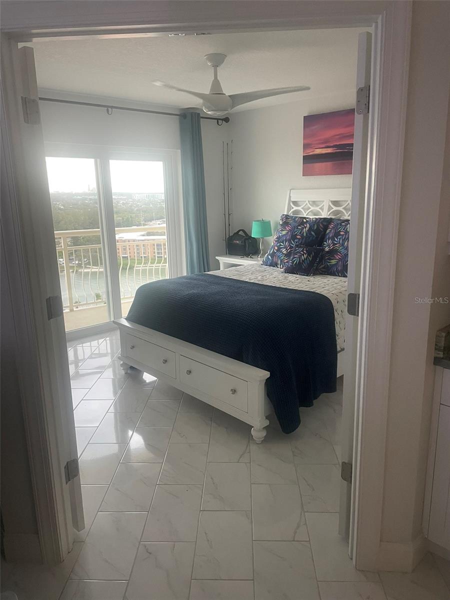 Image 16 of 22 For 4900 Brittany Drive S 1813