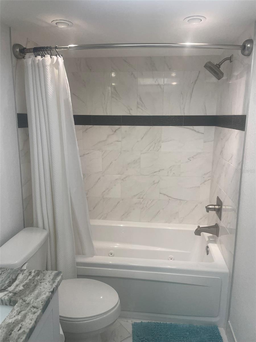 Image 17 of 22 For 4900 Brittany Drive S 1813