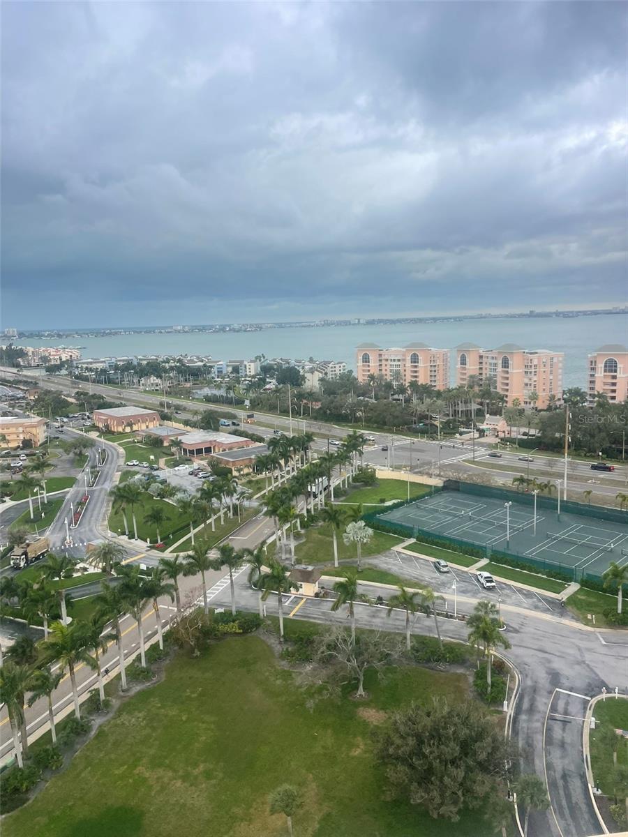 Image 20 of 22 For 4900 Brittany Drive S 1813