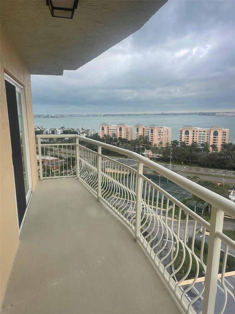 Image 21 of 22 For 4900 Brittany Drive S 1813