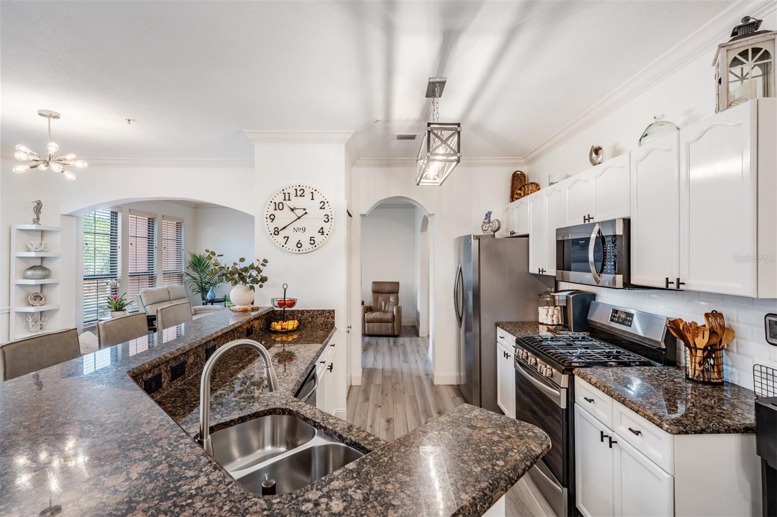 Image 18 of 60 For 2749 Via Cipriani 1023b