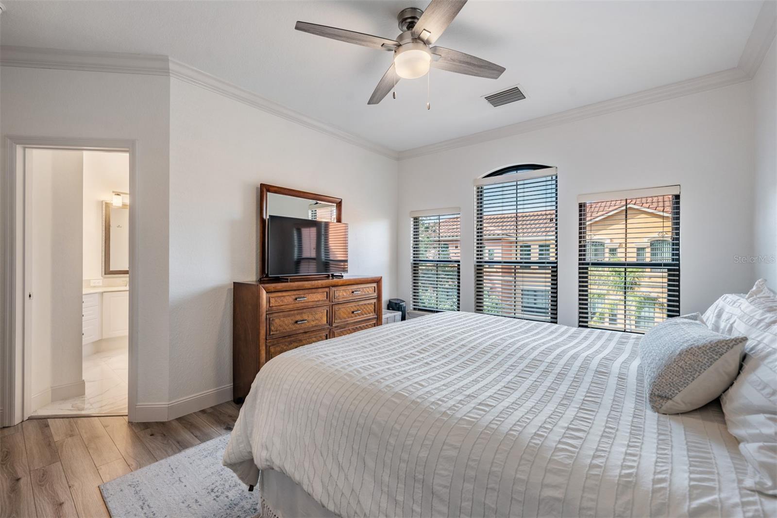 Image 29 of 60 For 2749 Via Cipriani  1023b