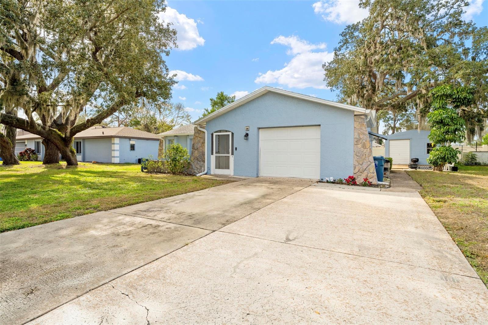 Image 10 of 56 For 2399 Gallagher Avenue