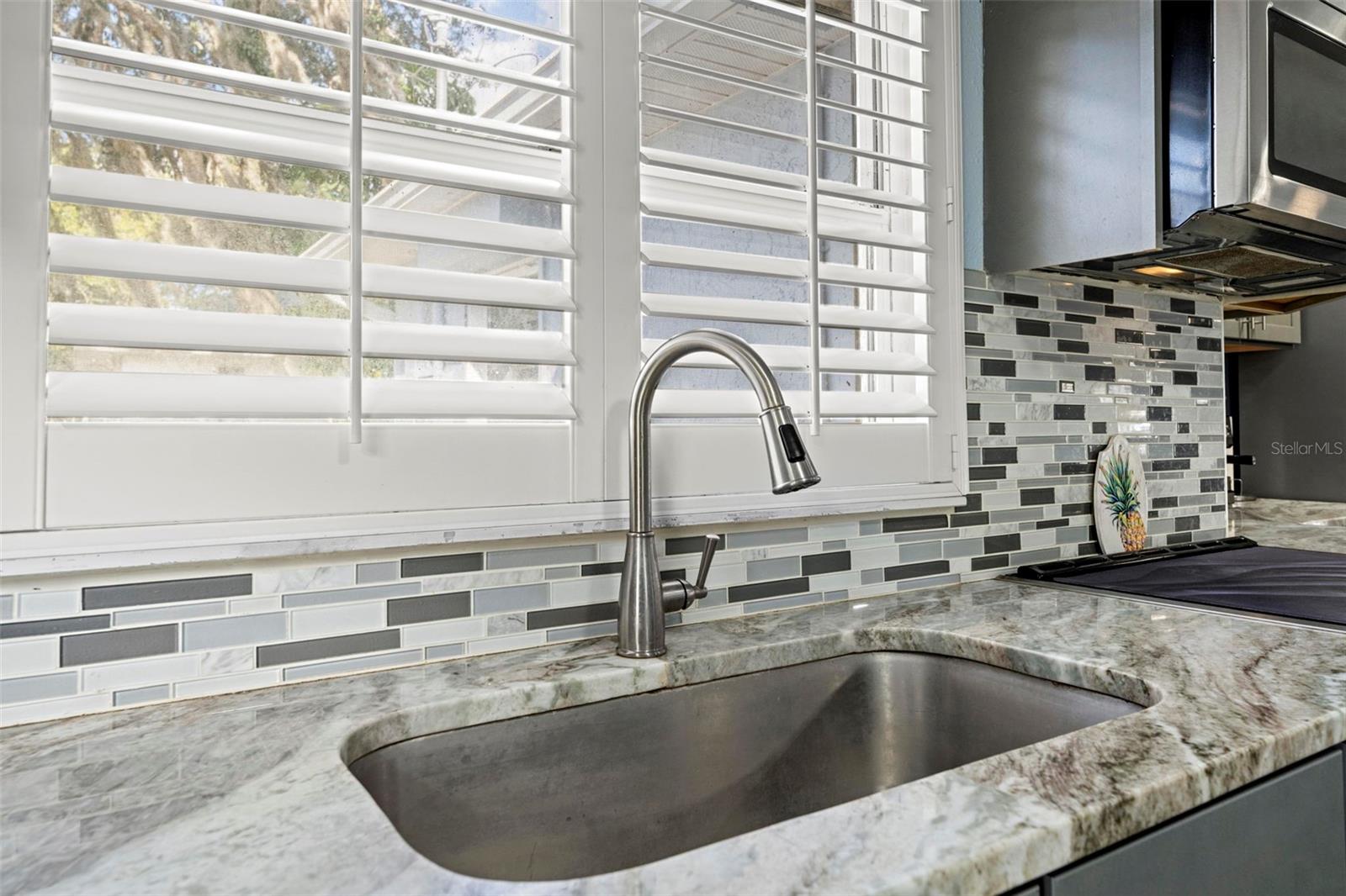 Image 34 of 56 For 2399 Gallagher Avenue