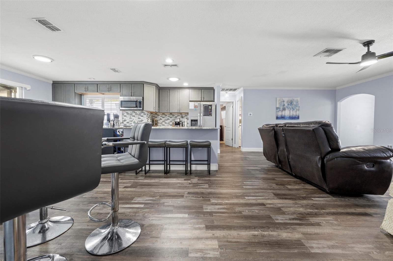 Image 46 of 56 For 2399 Gallagher Avenue