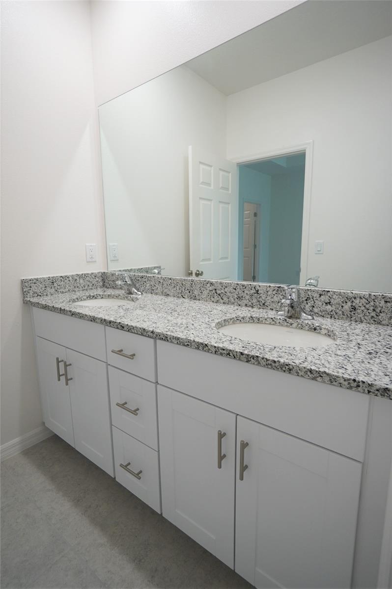 Image 23 of 23 For 34217 Cinder Way