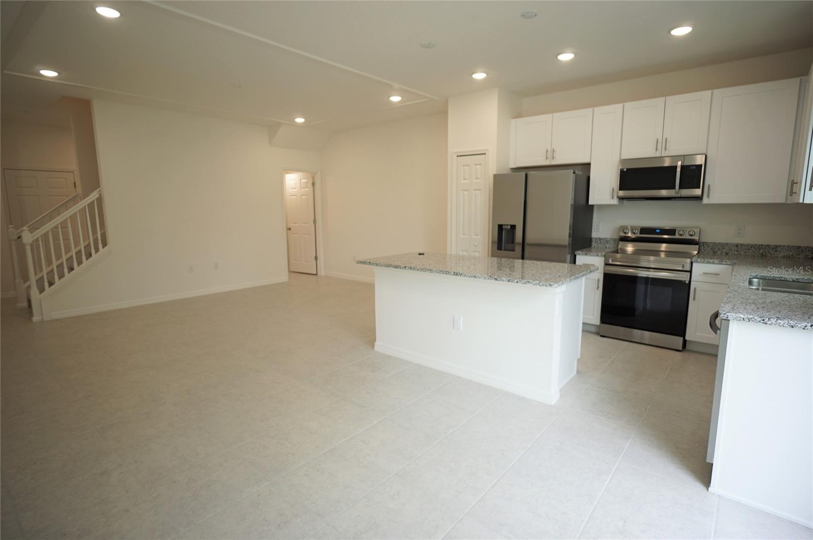 Image 4 of 23 For 34217 Cinder Way