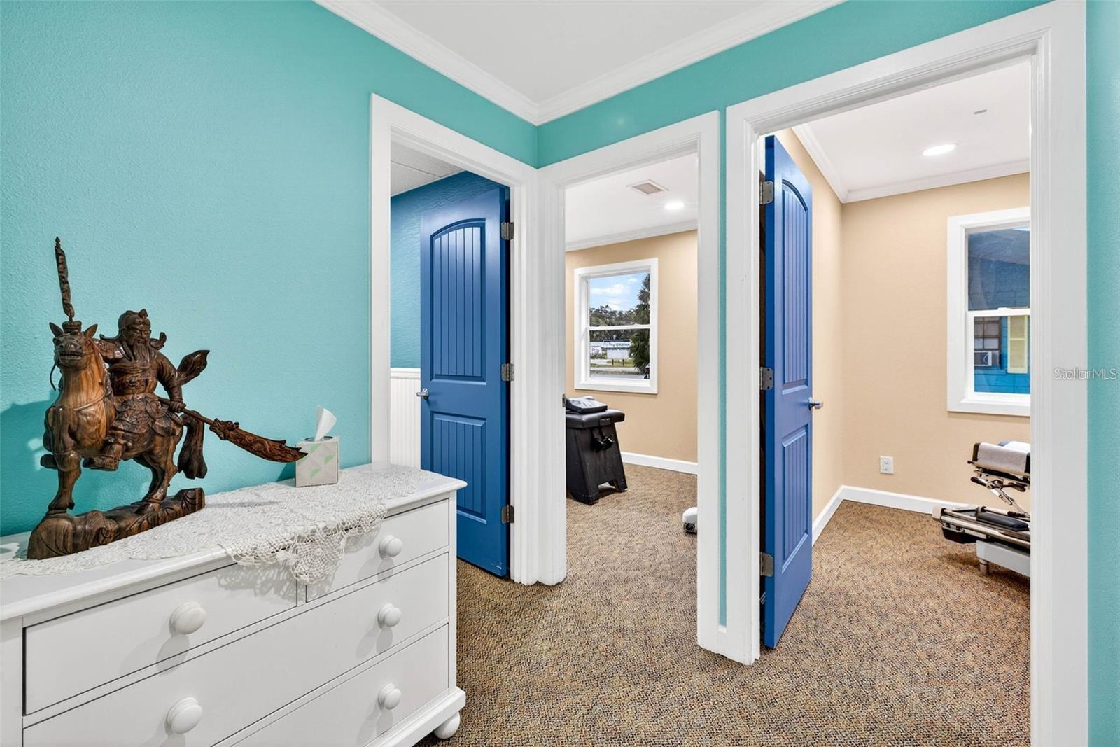 Image 10 of 32 For 12574 Indian Rocks Road