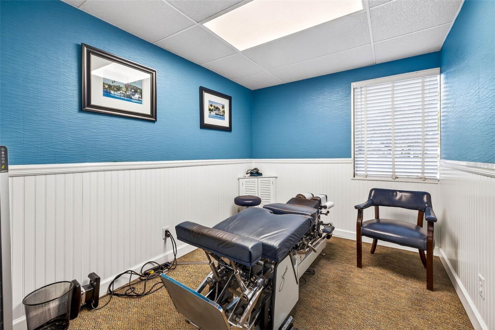 Image 14 of 32 For 12574 Indian Rocks Road