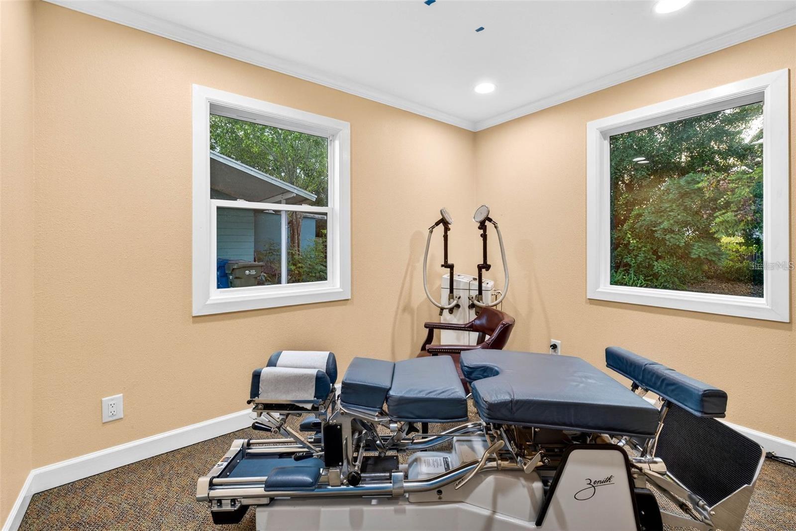 Image 17 of 32 For 12574 Indian Rocks Road