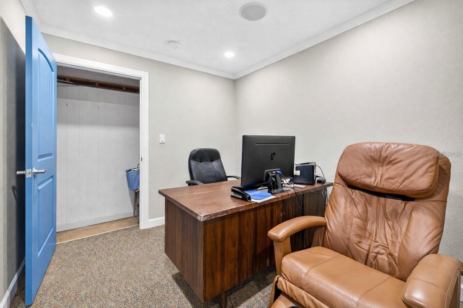 Image 24 of 32 For 12574 Indian Rocks Road