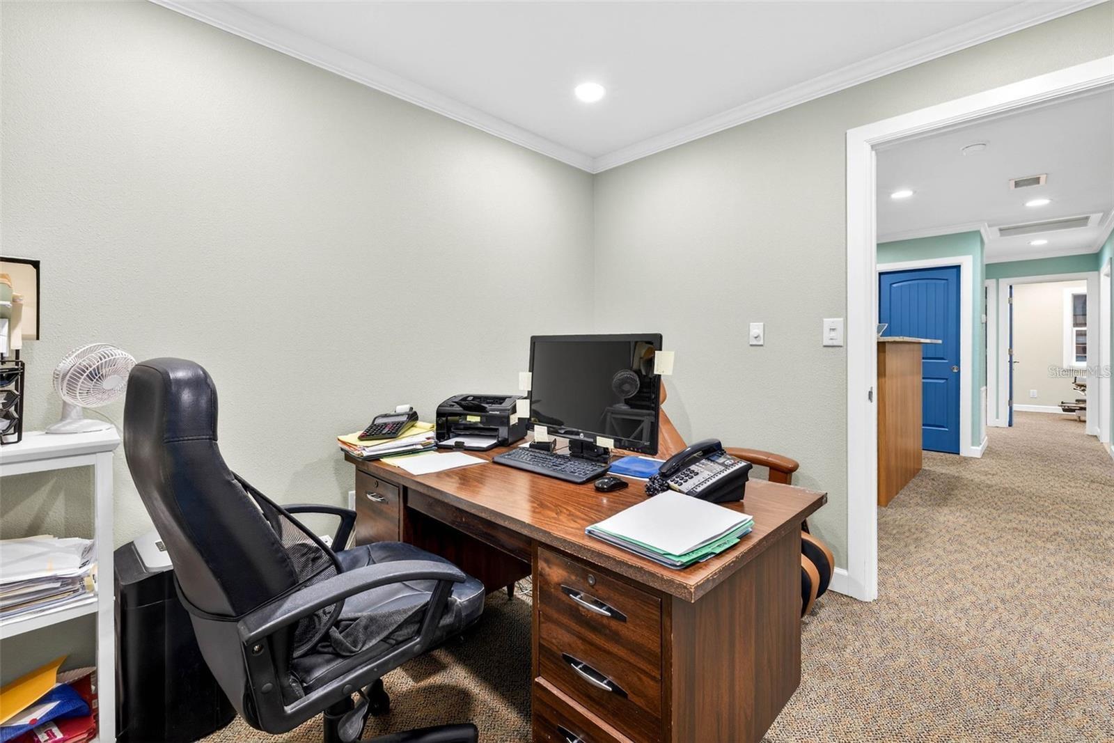 Image 25 of 32 For 12574 Indian Rocks Road