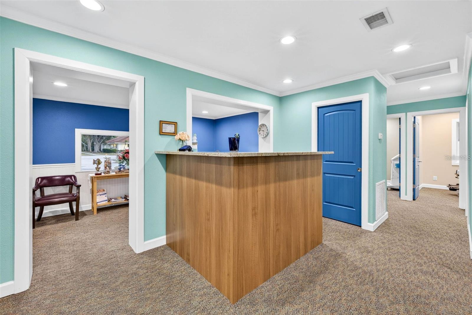 Image 7 of 32 For 12574 Indian Rocks Road