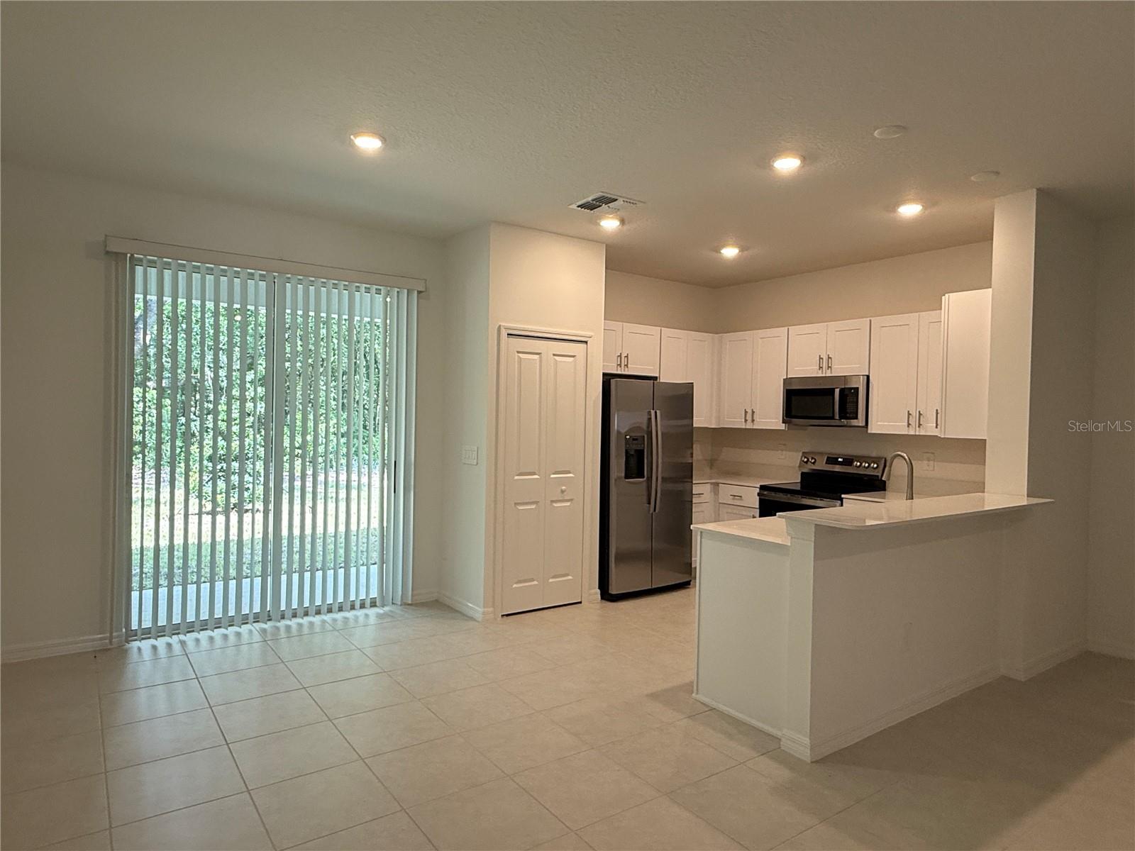 Image 6 of 46 For 10232 Trumpet Honeysuckle Way