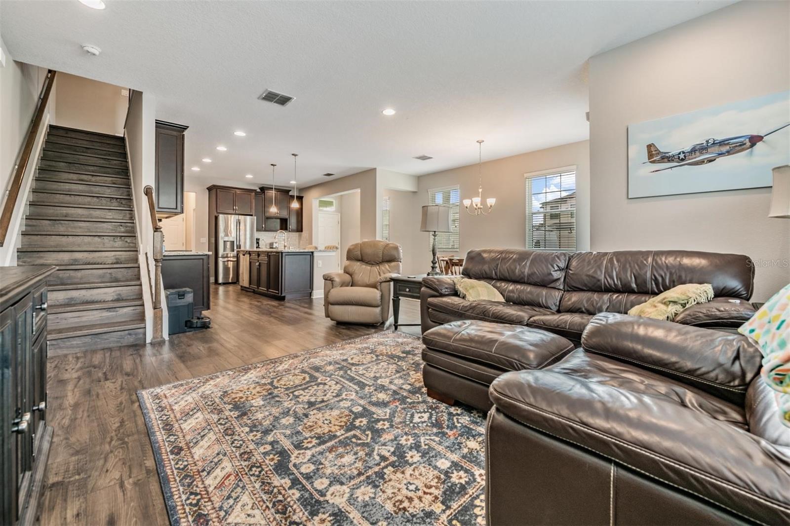 Image 10 of 42 For 1919 Lake Waters Place