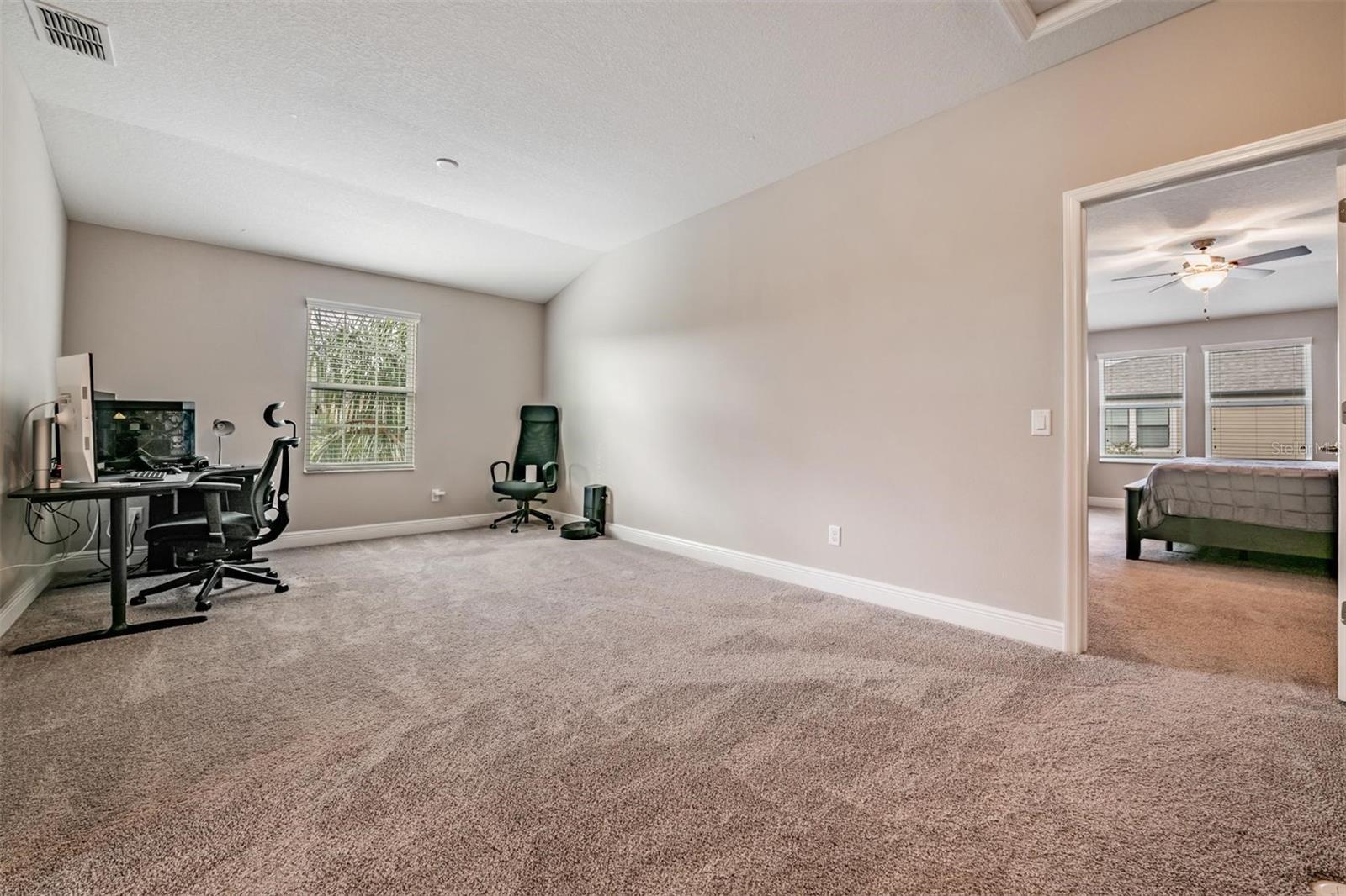 Image 16 of 42 For 1919 Lake Waters Place