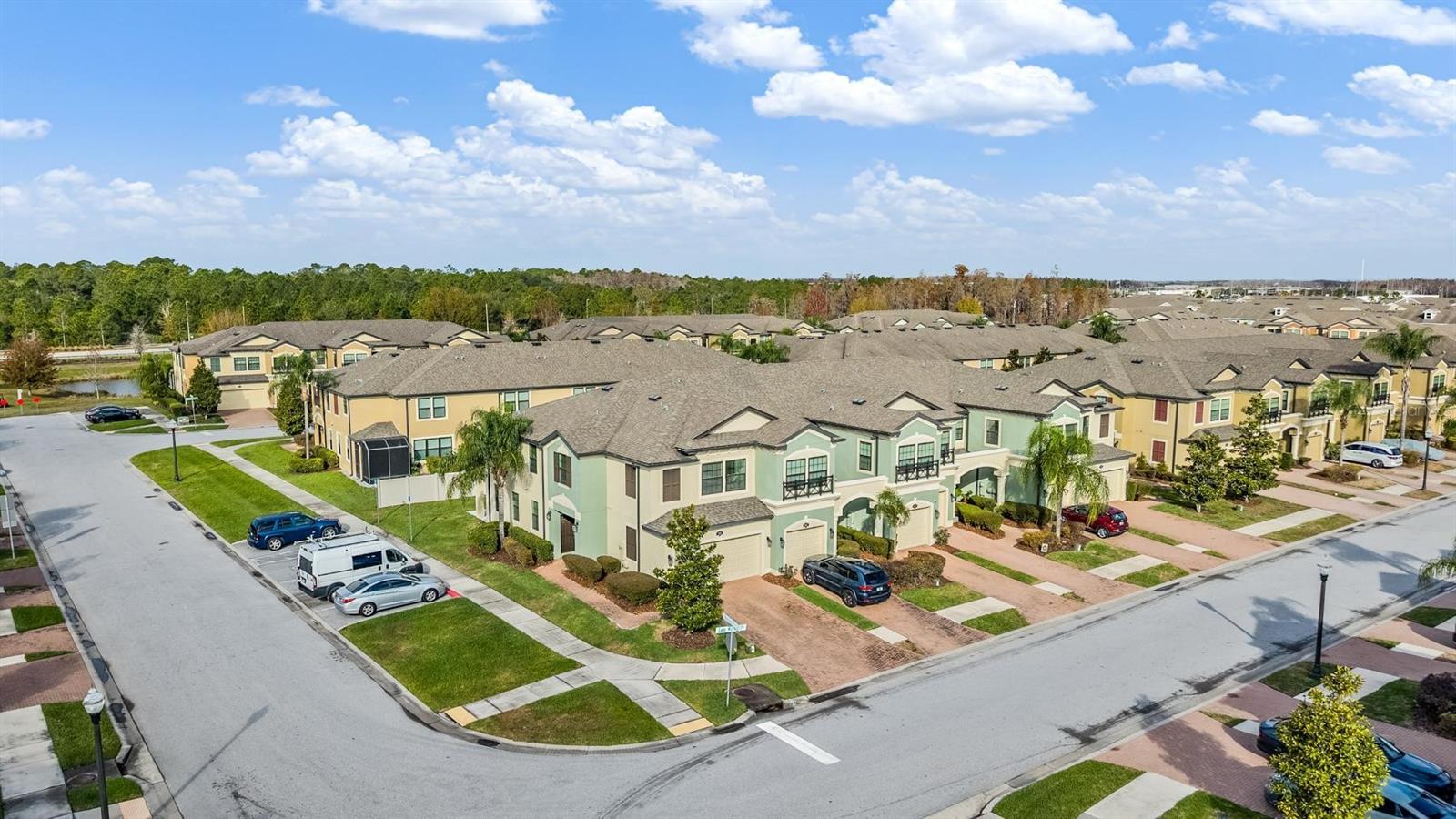 Image 29 of 42 For 1919 Lake Waters Place