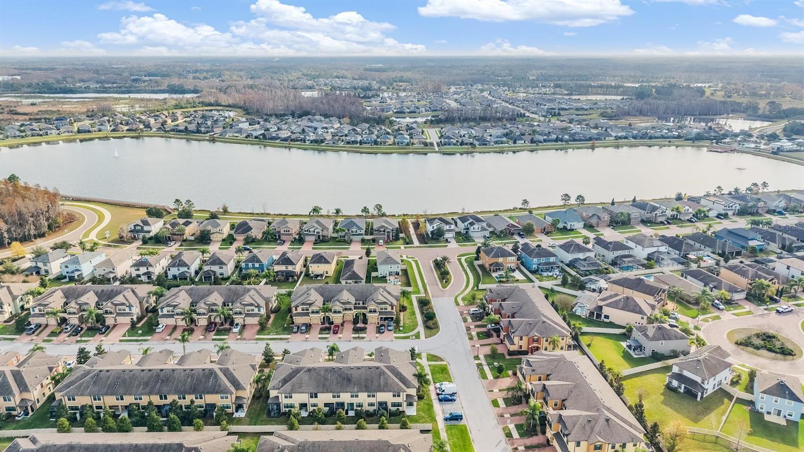 Image 34 of 42 For 1919 Lake Waters Place