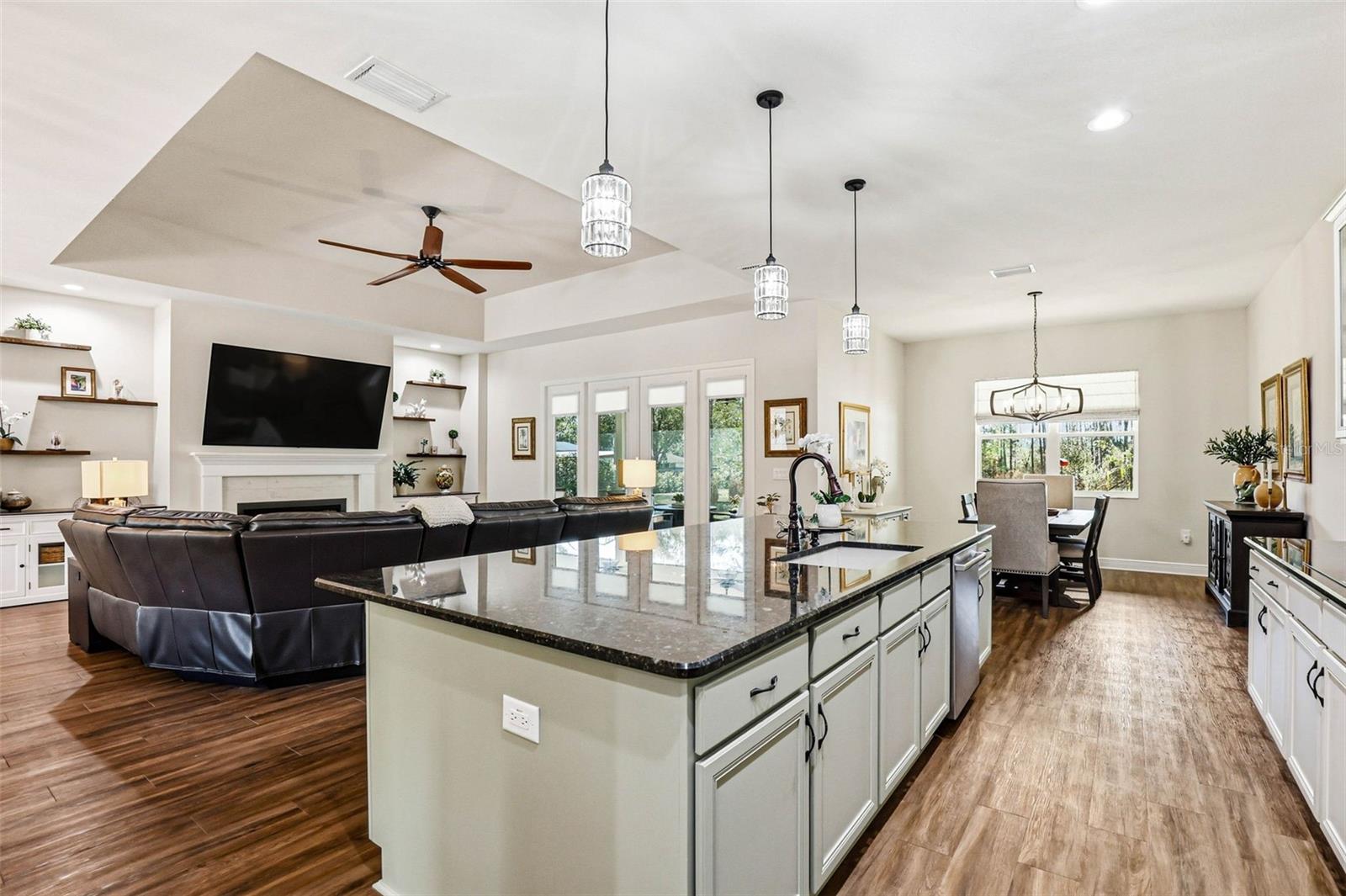 Image 16 of 56 For 8001 Woodleaf Boulevard