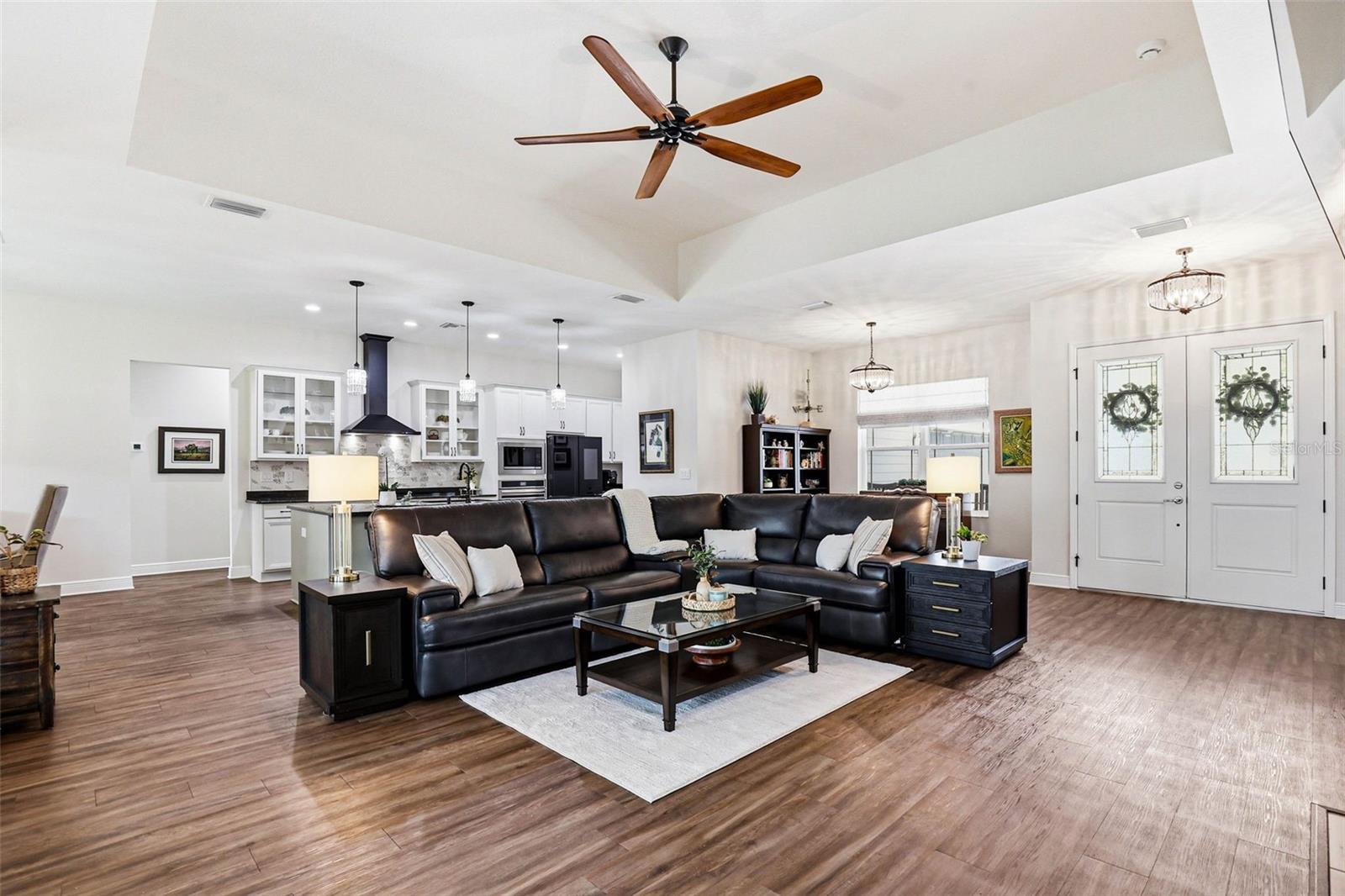 Image 17 of 56 For 8001 Woodleaf Boulevard