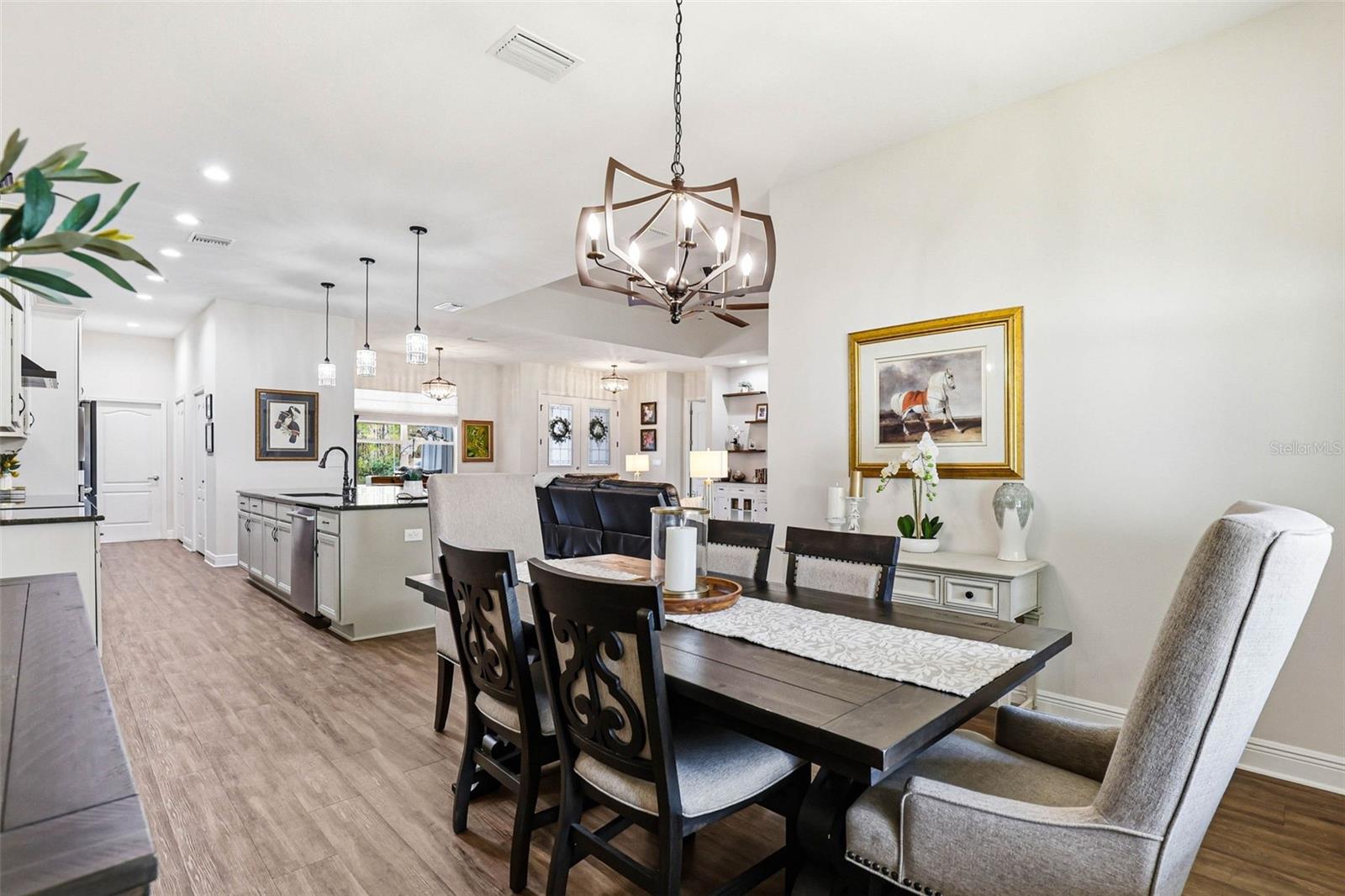 Image 21 of 56 For 8001 Woodleaf Boulevard