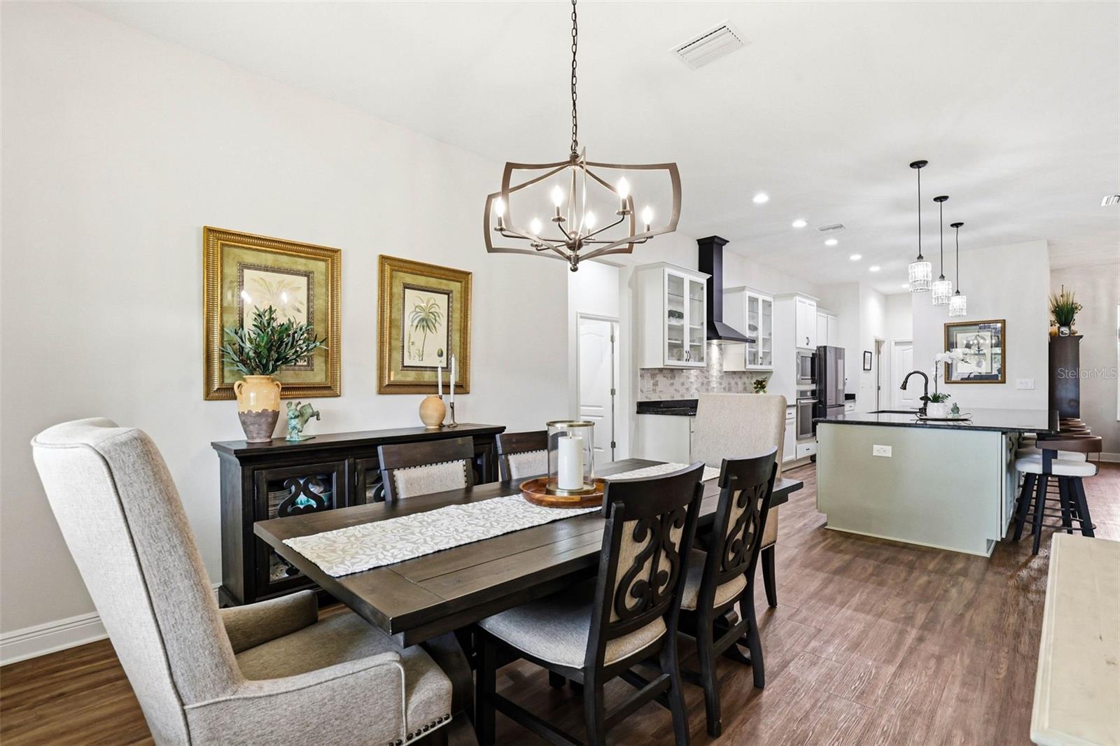 Image 22 of 56 For 8001 Woodleaf Boulevard