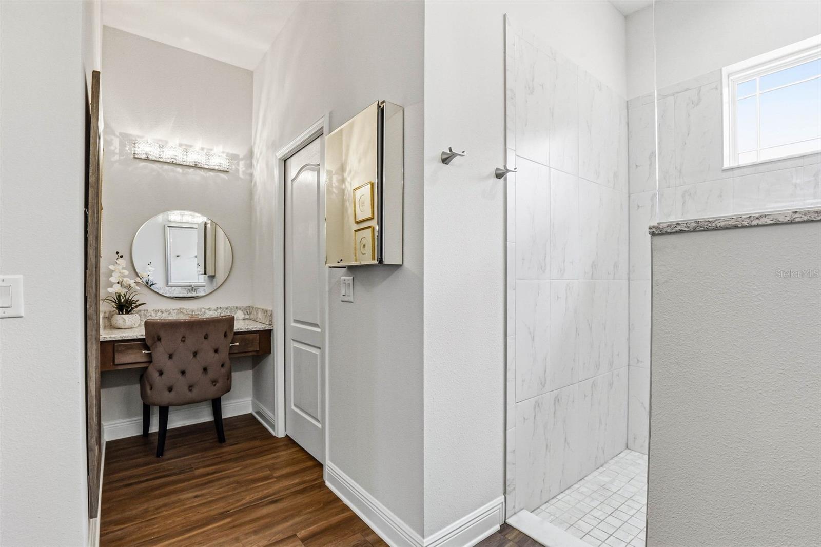 Image 31 of 56 For 8001 Woodleaf Boulevard