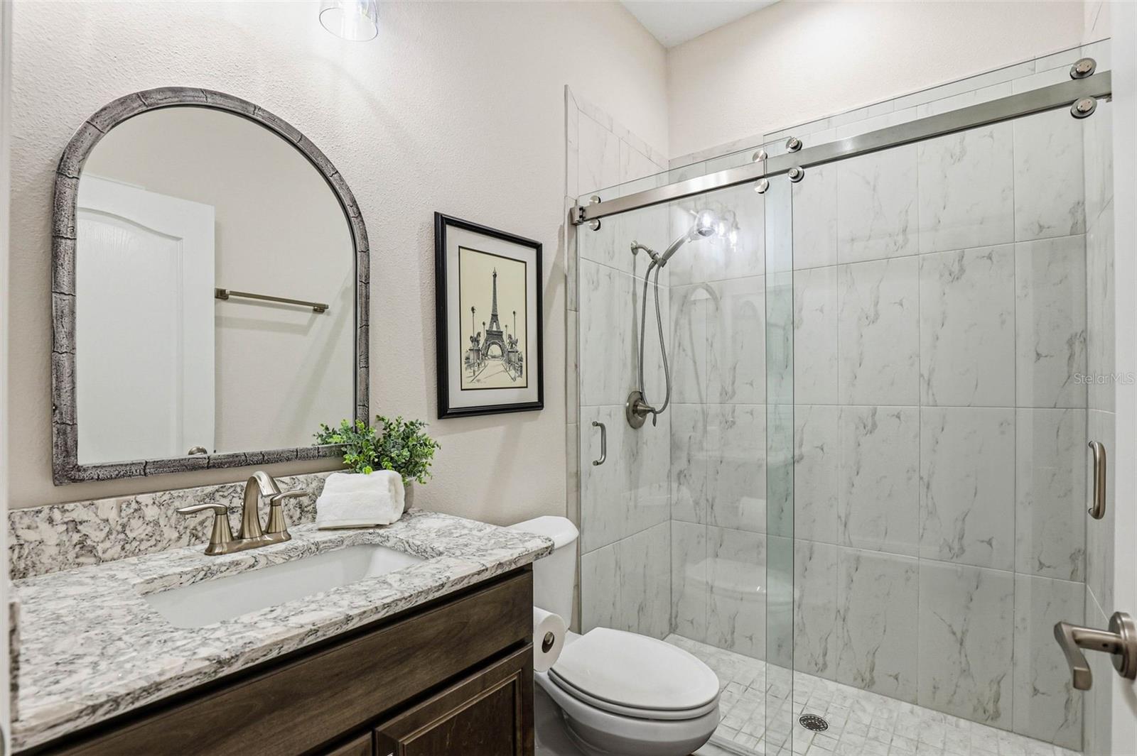 Image 36 of 56 For 8001 Woodleaf Boulevard